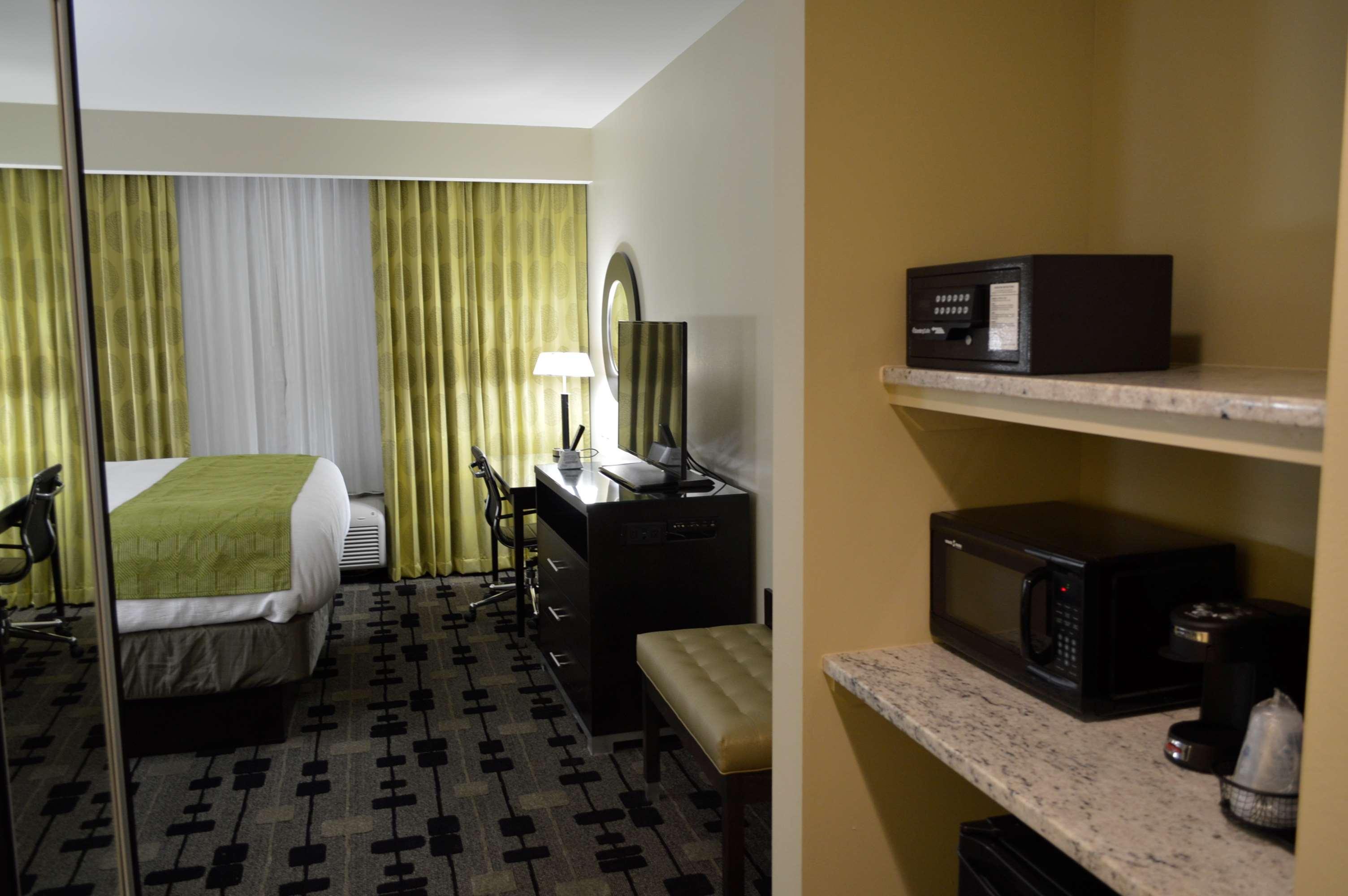 Best Western Premier University Inn Hattiesburg Exterior foto